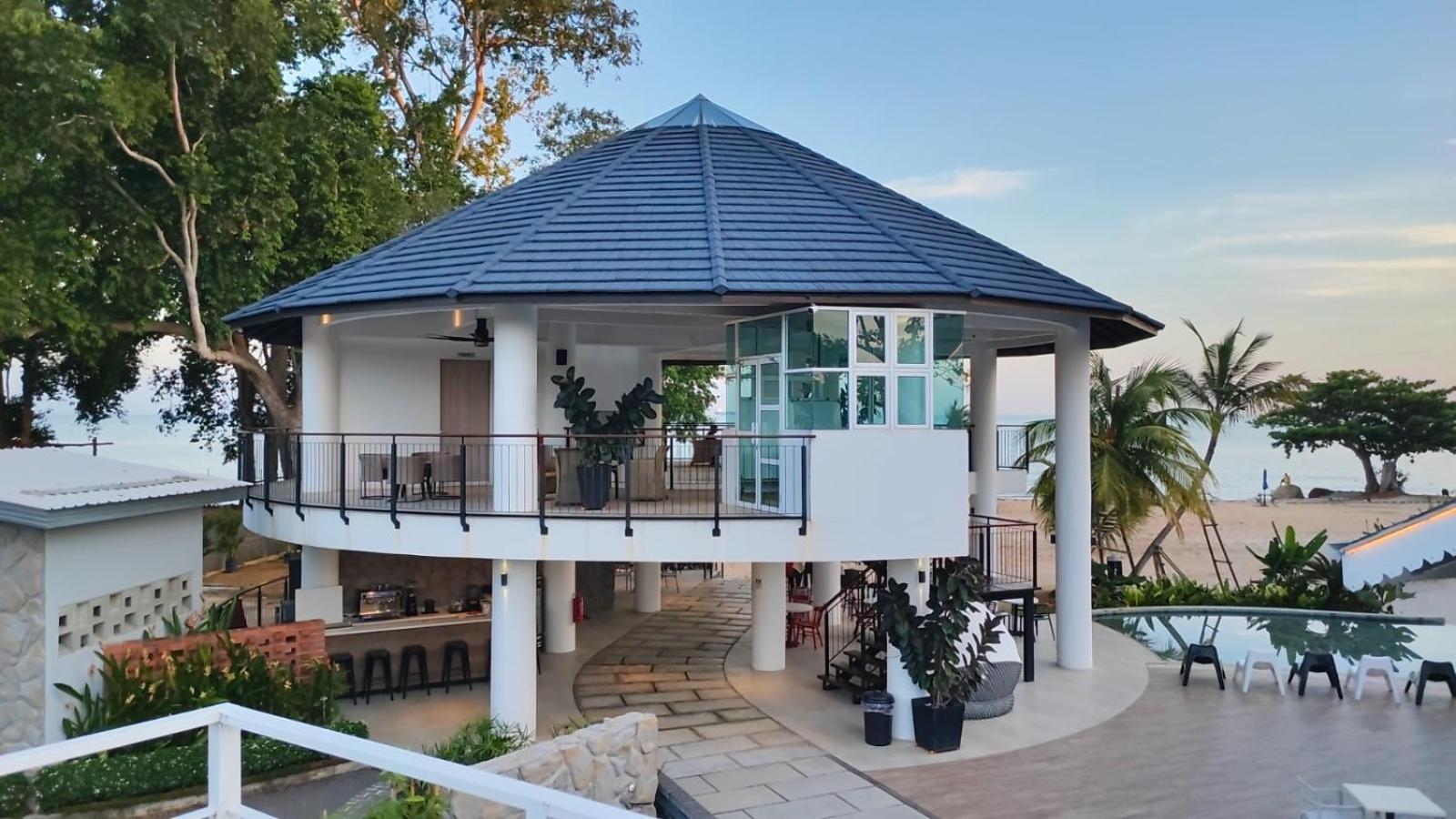 Solesor Kampong Beach Resort Port Dickson Buitenkant foto